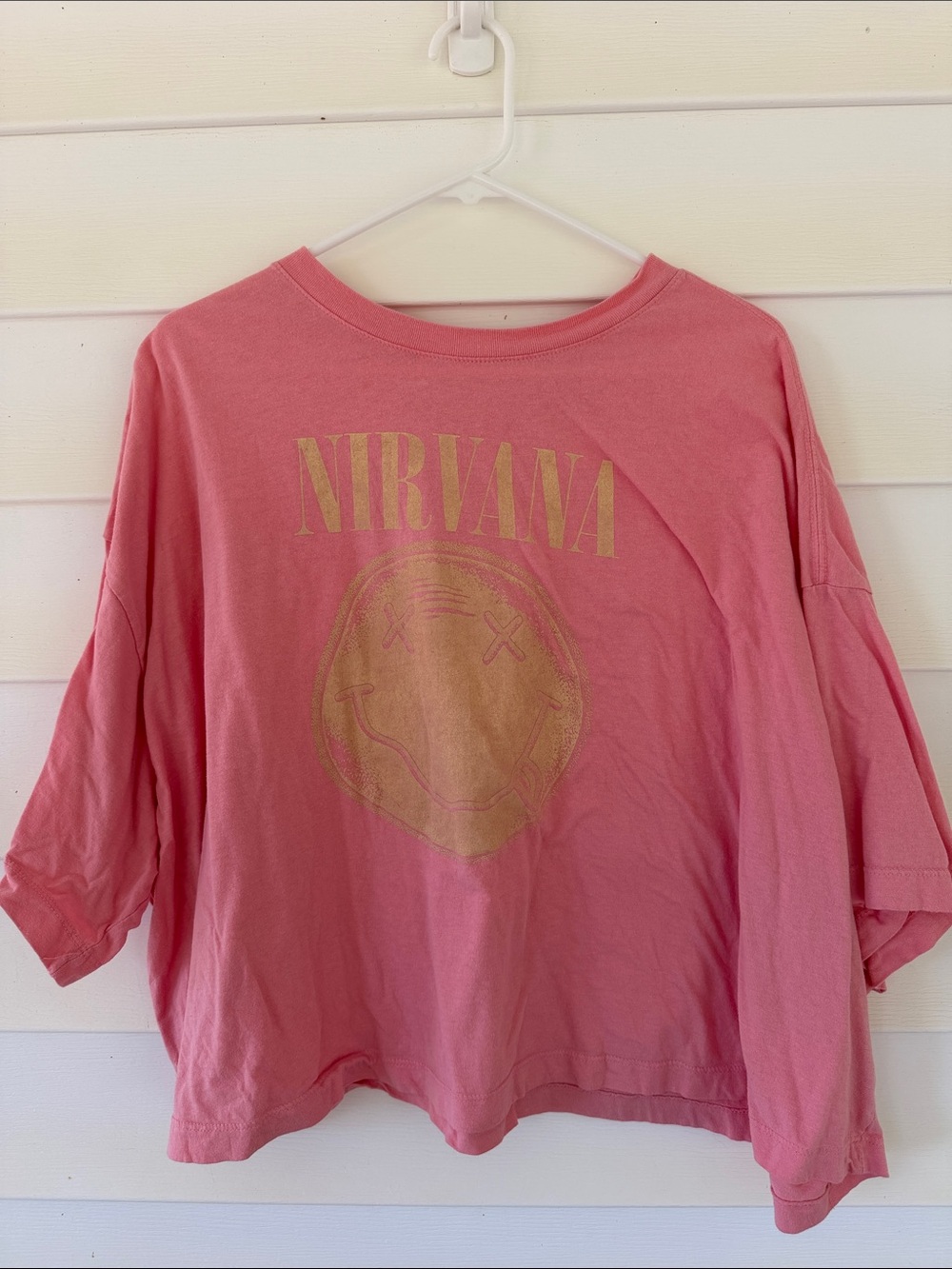 NIRVANA Pink Graphic Cropped Sweatshirt with Gold Logo